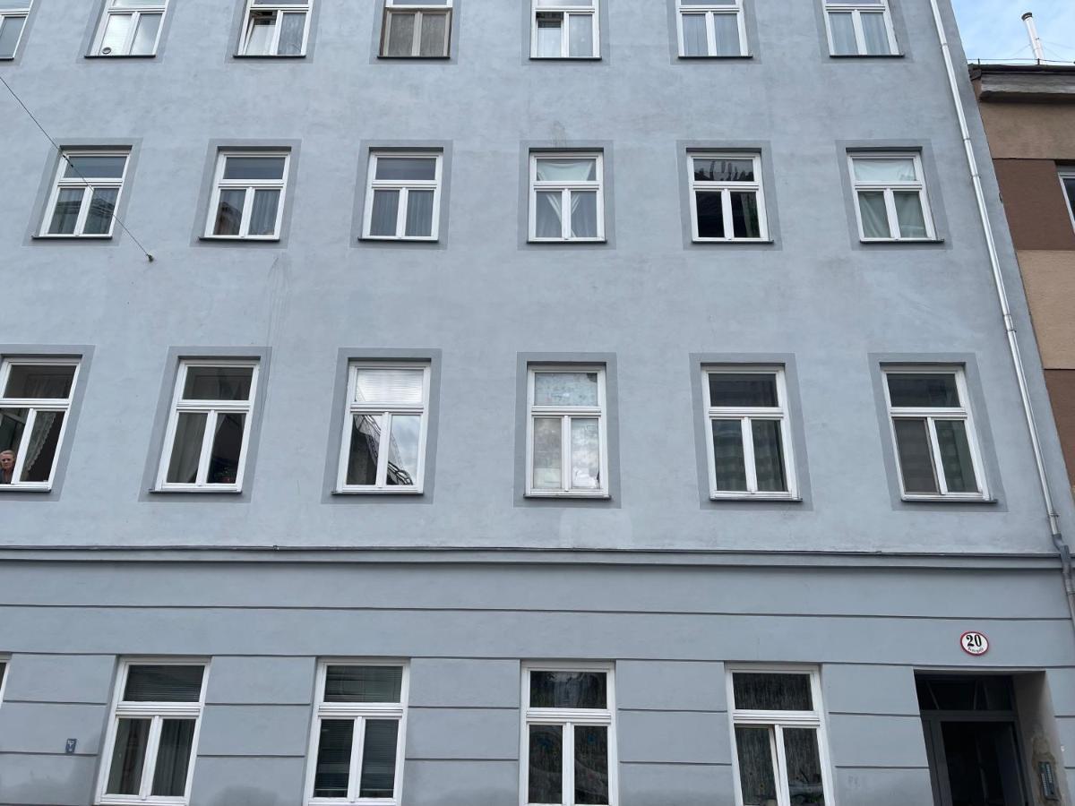 Peaceful Apartment For 4 비엔나 외부 사진
